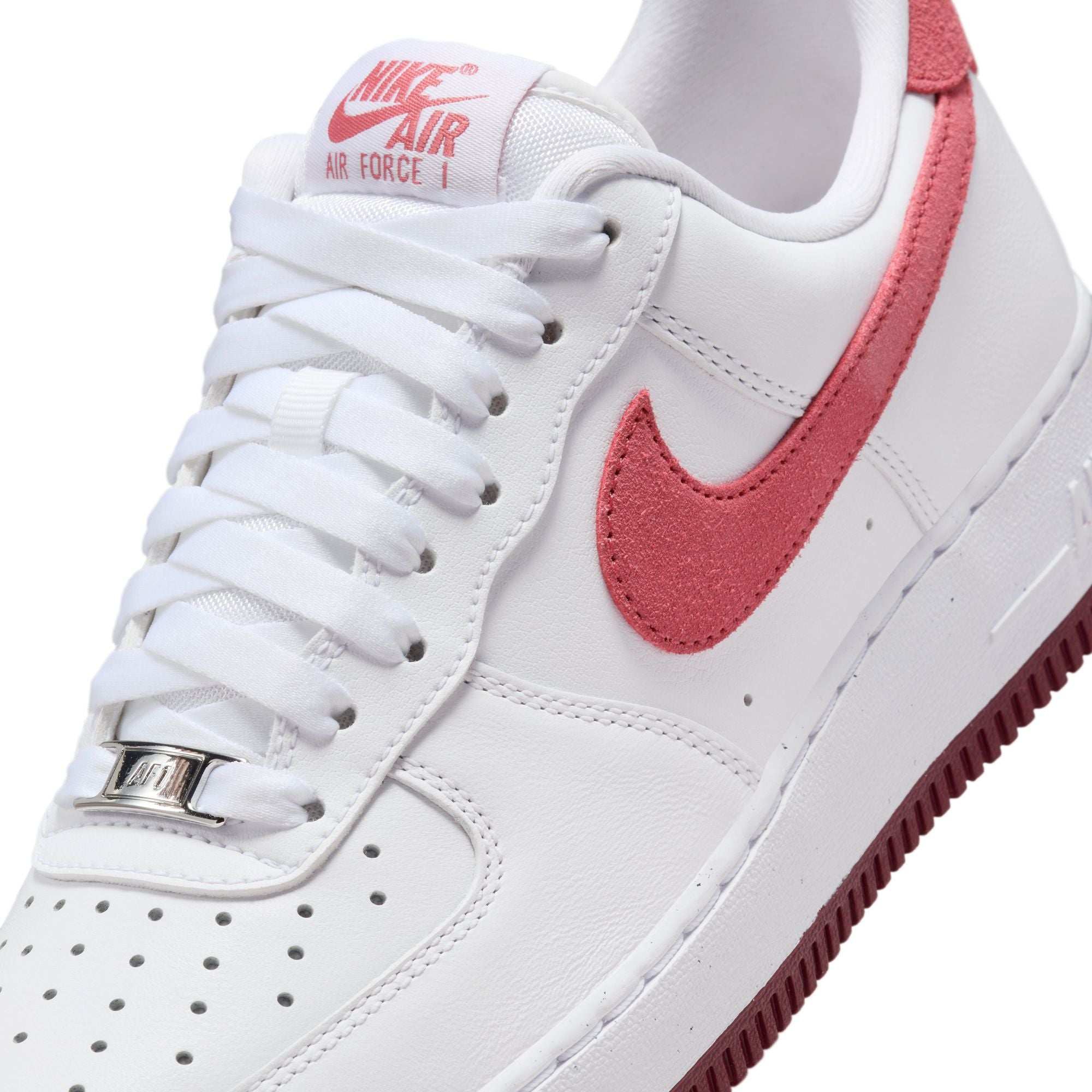 Air Force 1 '07 W 'Valentine's Day' - INVINCIBLE