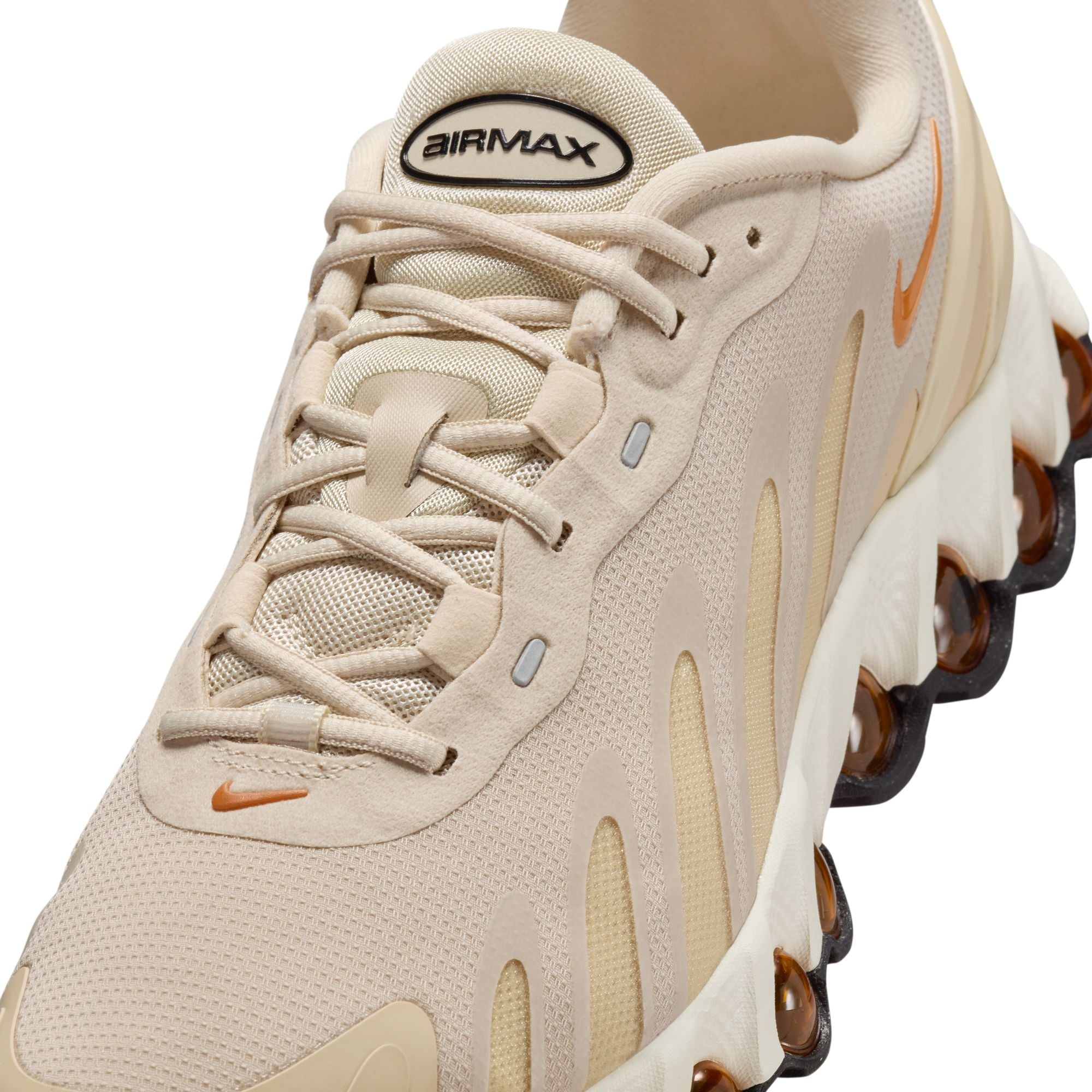 Air Max DN8 - INVINCIBLE