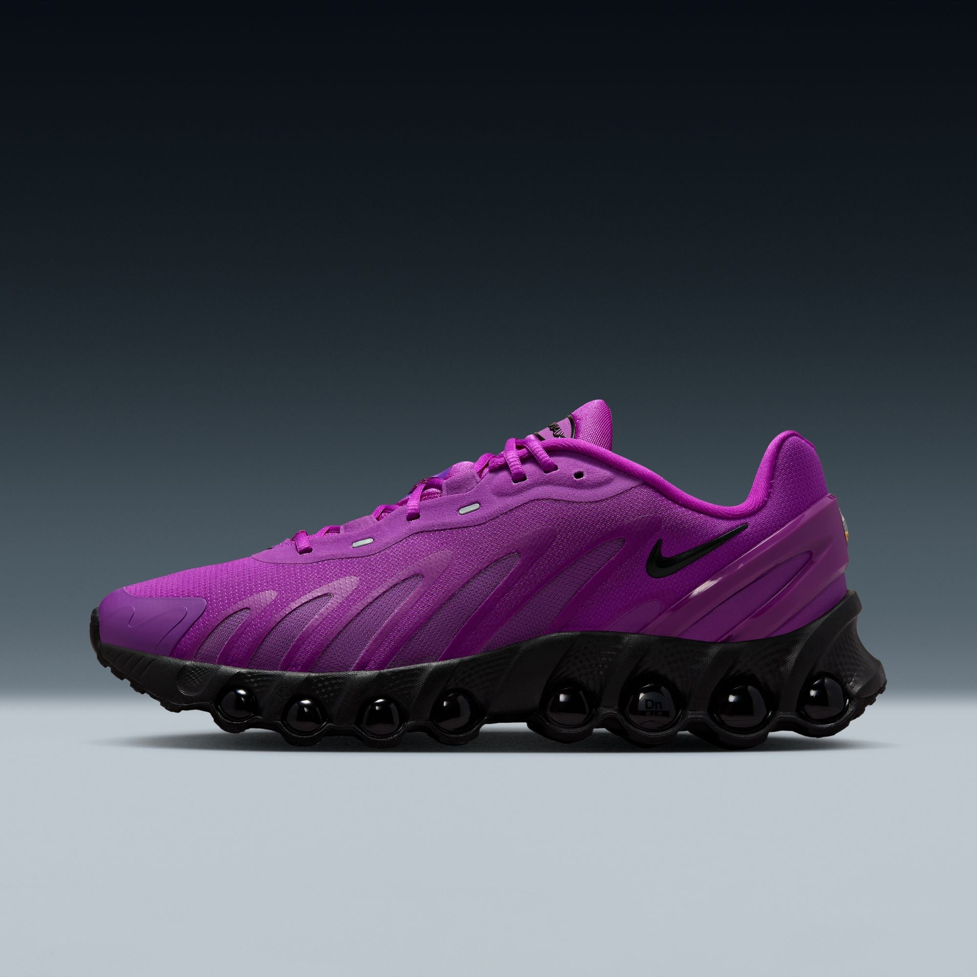 Air Max DN8 - INVINCIBLE