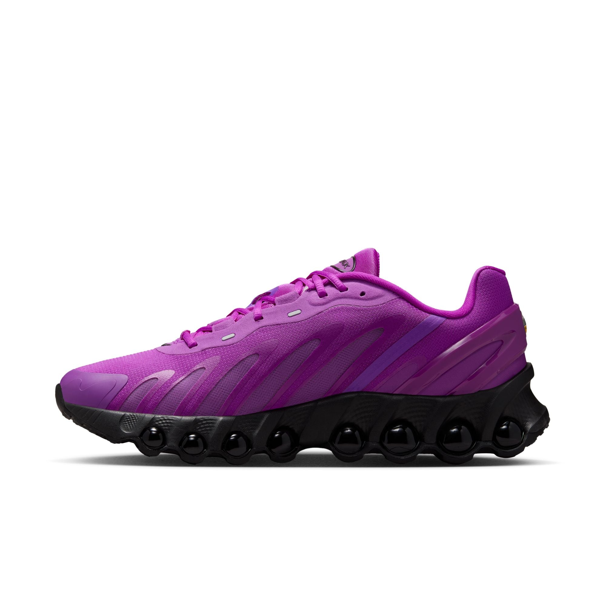 Air Max DN8 - INVINCIBLE