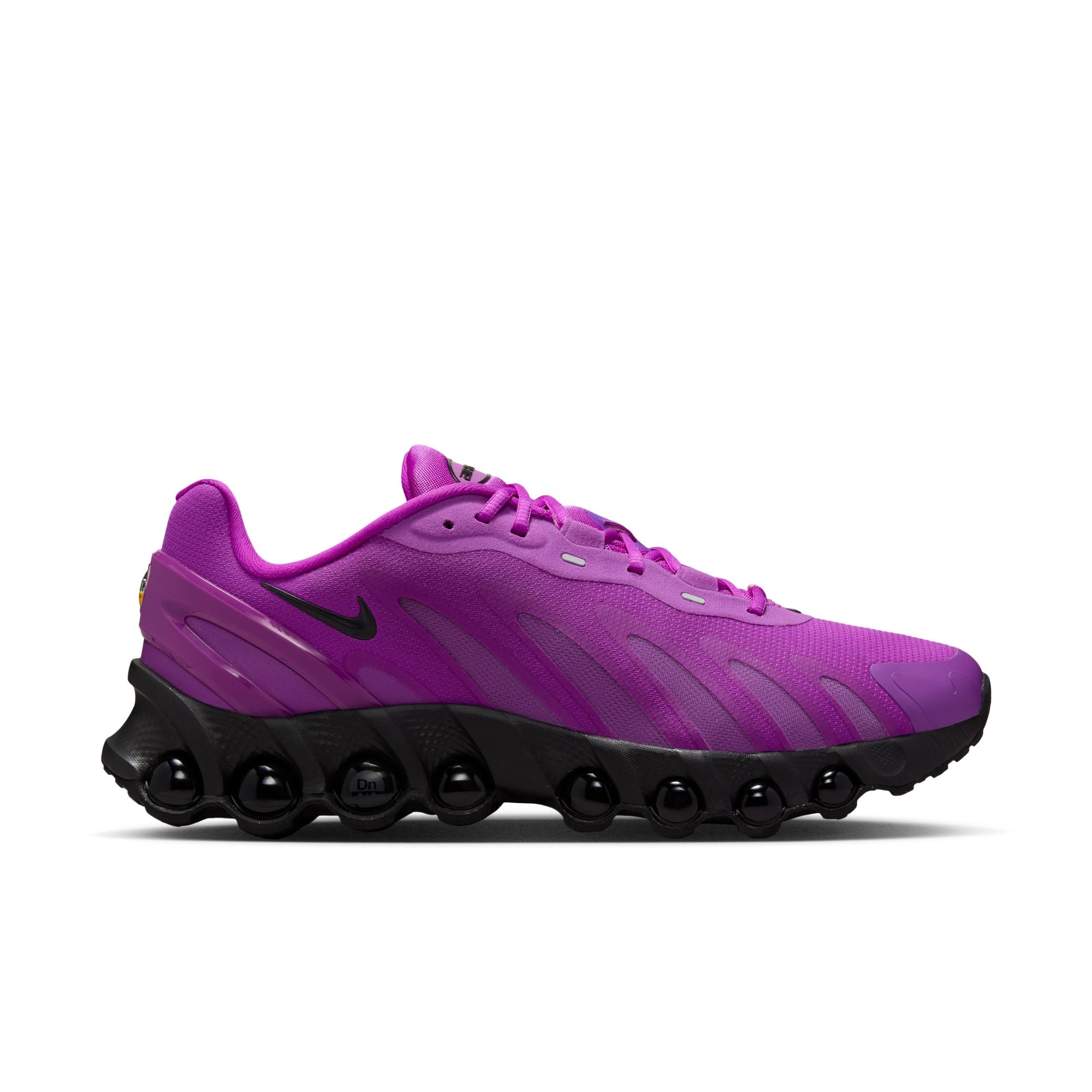 Air Max DN8 - INVINCIBLE