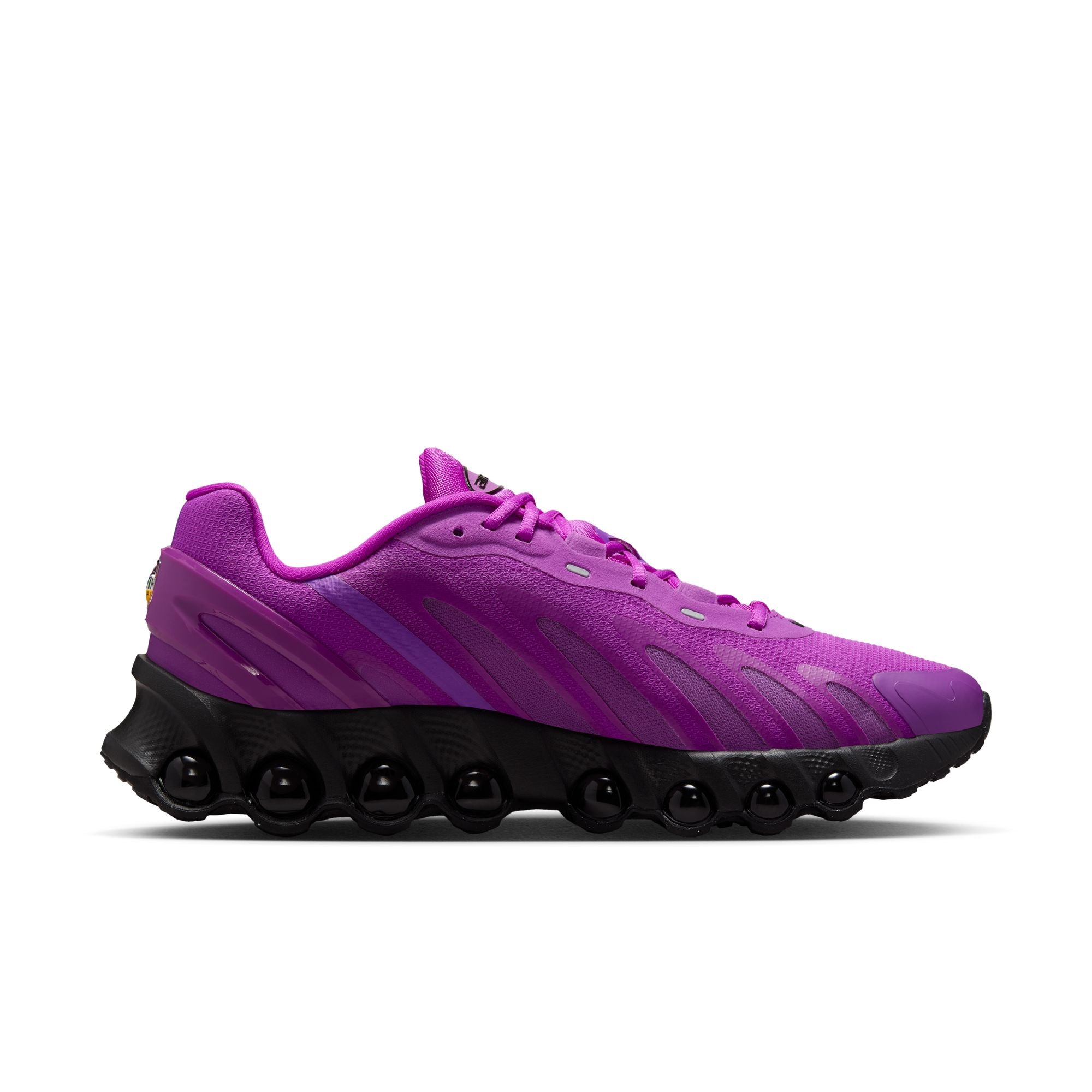 Air Max DN8 - INVINCIBLE