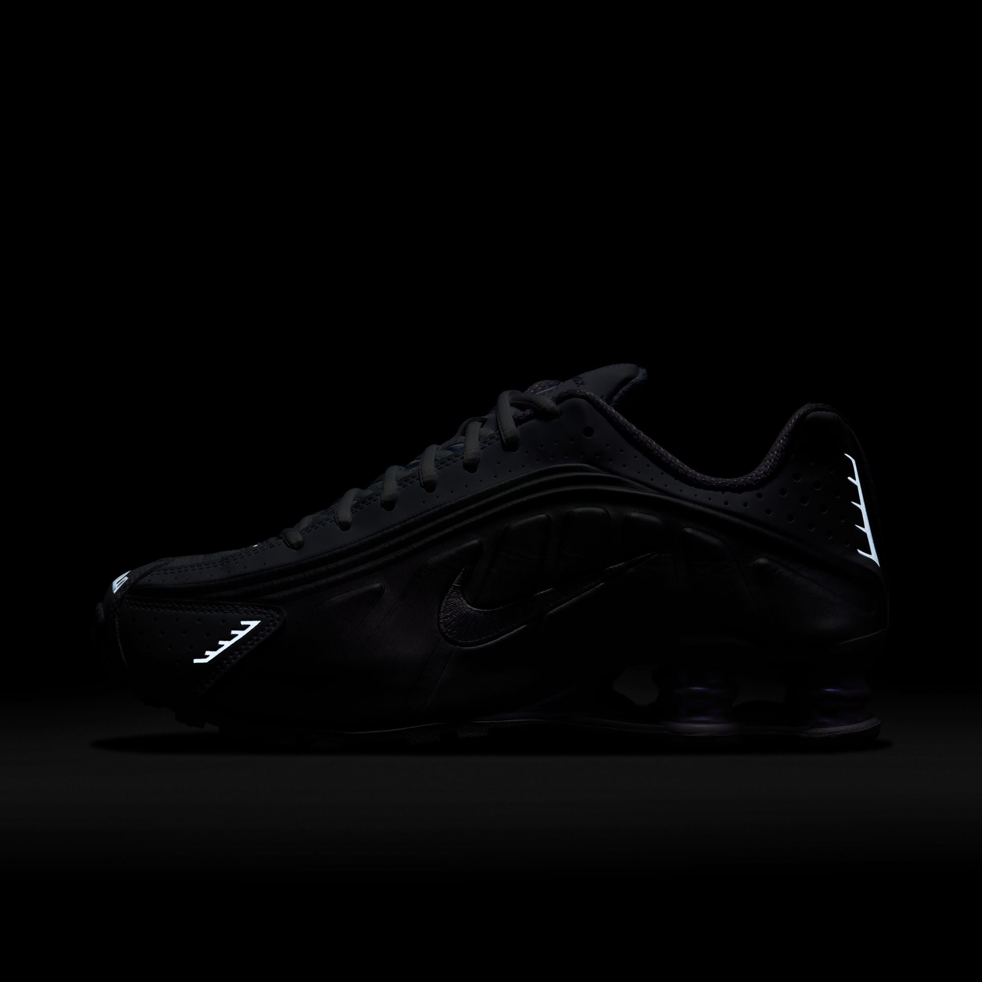 Shox R4 'Silver Purple' W - INVINCIBLE
