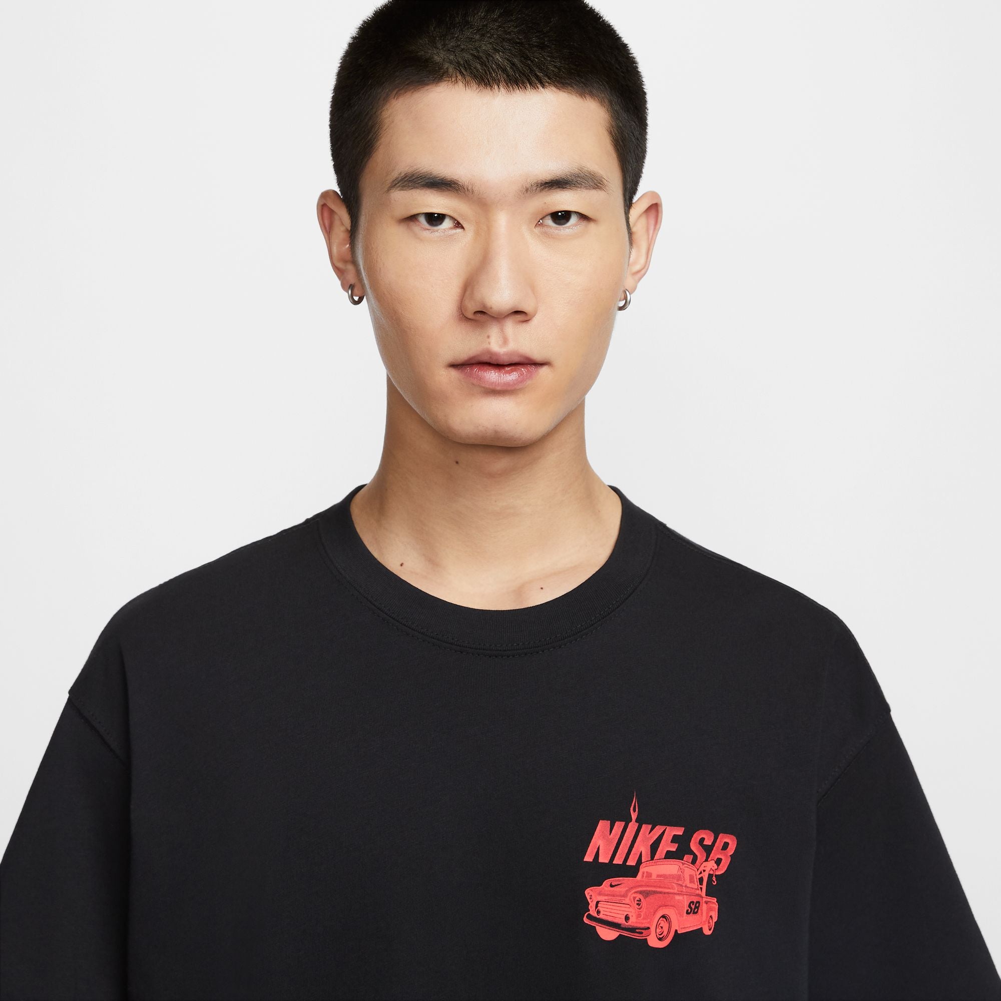 SB Max90 Skate T-Shirt - INVINCIBLE