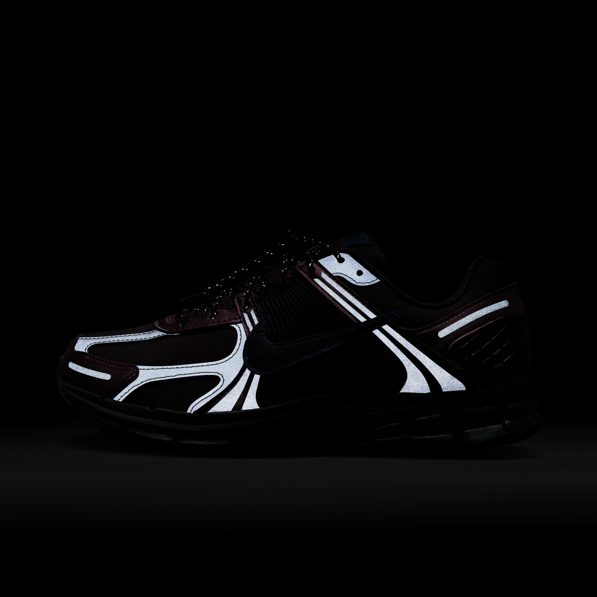 Women's Vomero 5 'Burgundy Crush' - INVINCIBLE