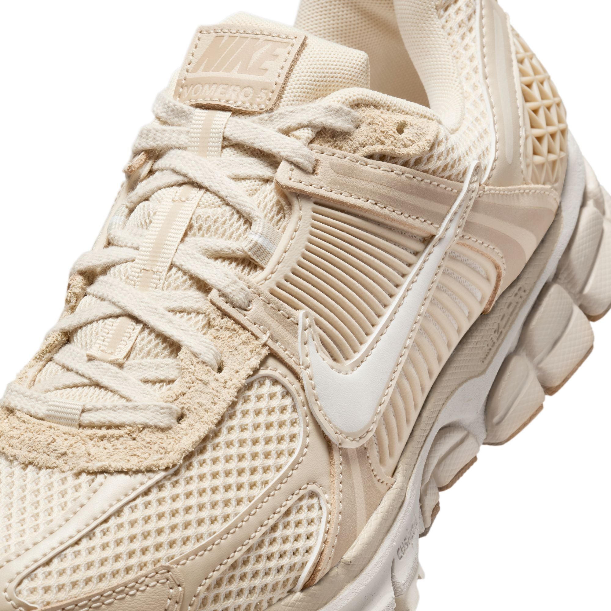 Women's Zoom Vomero 5 - INVINCIBLE