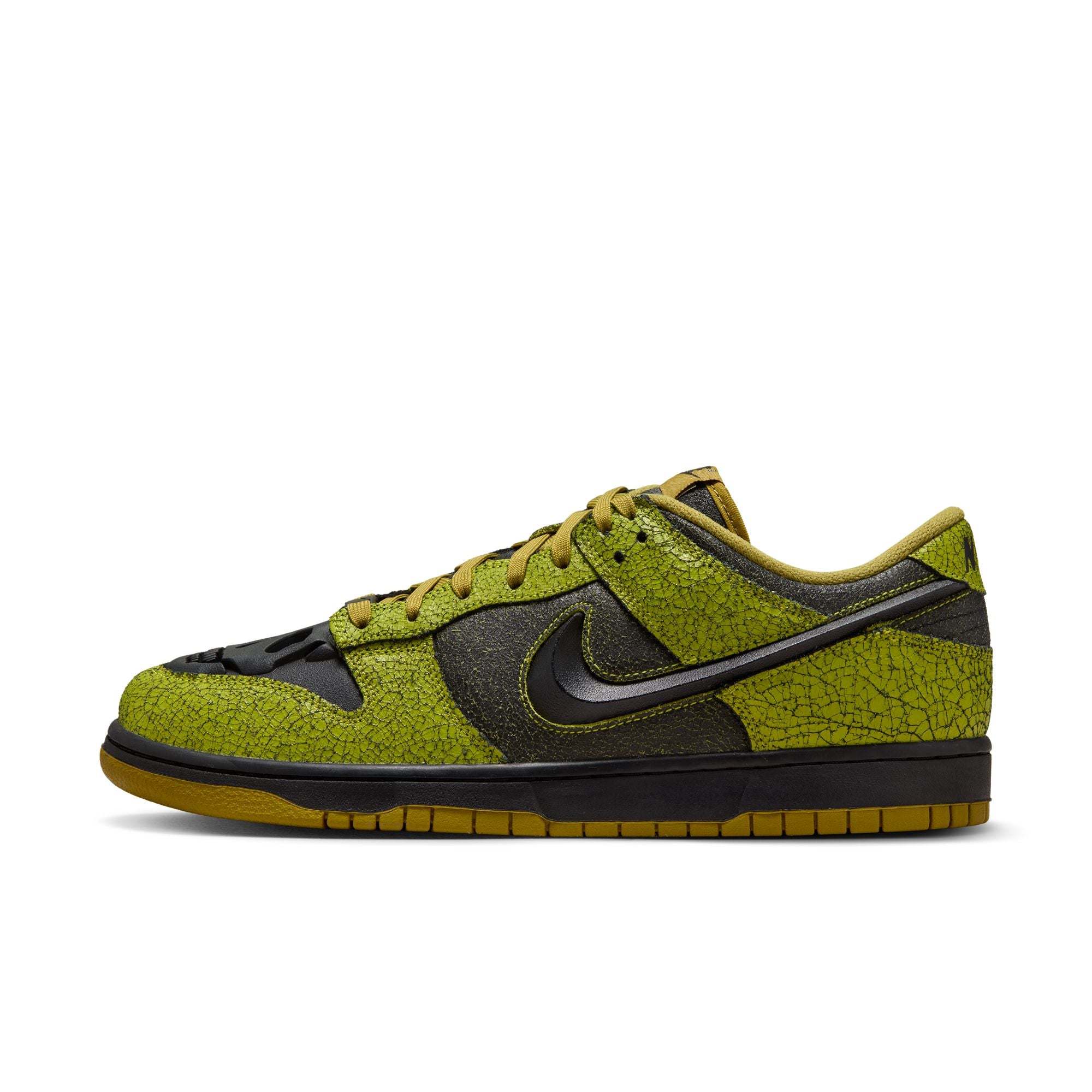 Dunk Low Retro 'Halloween' - INVINCIBLE