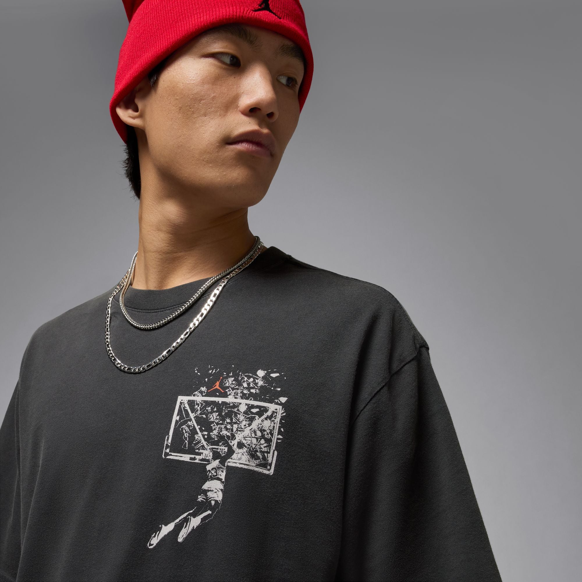 Jordan Brooklyn Men's Oversized Graphic T-Shirt – INVINCIBLE