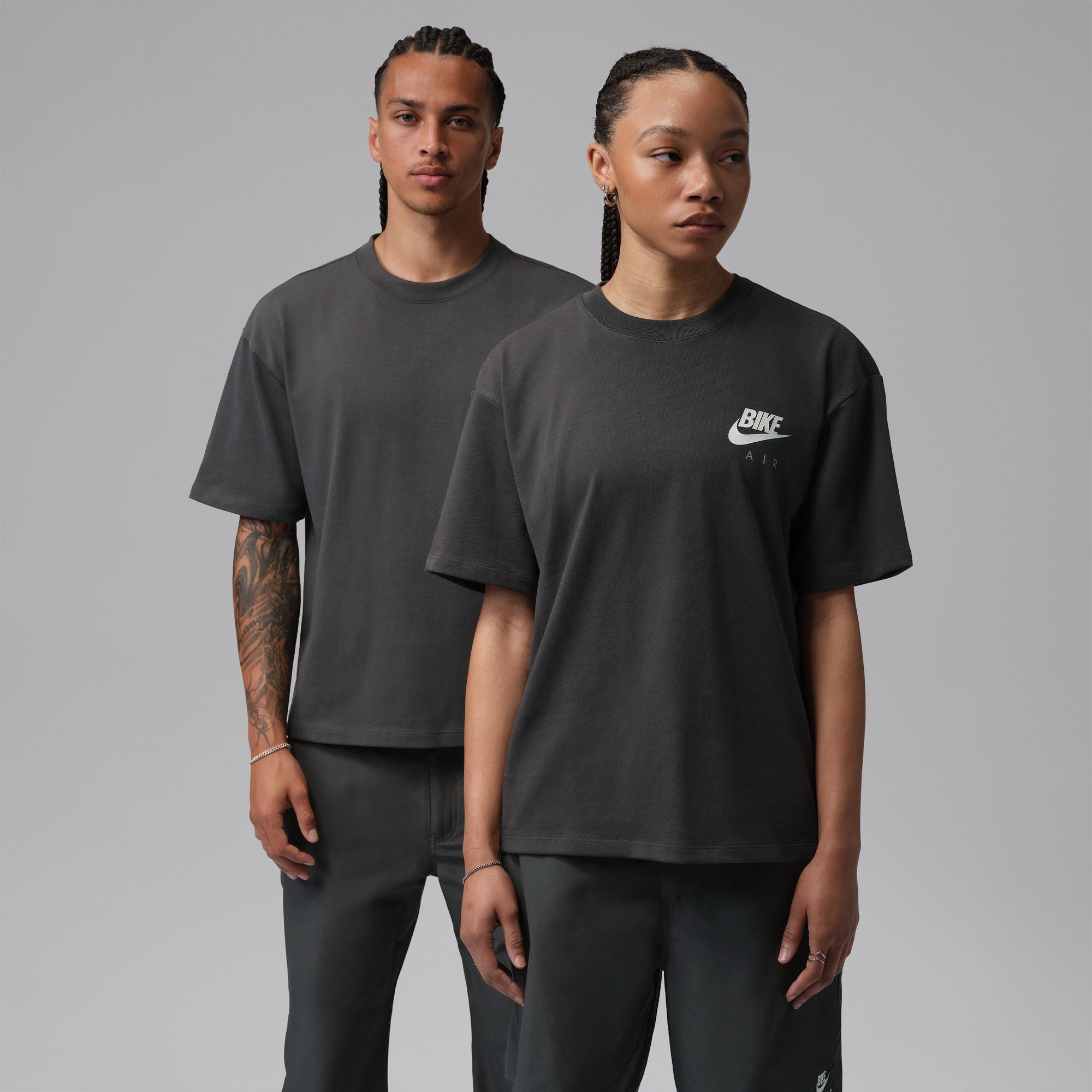 トップス Nike Jordan x Nigel Sylvester TEE 2XL BIKE AIR x Nigel Sylvester x Jordan SS Tee – INVINCIBLE Indonesia