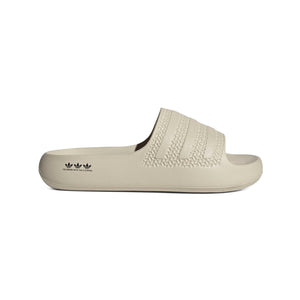 
                  
                    Adilette Ayoon W - INVINCIBLE
                  
                