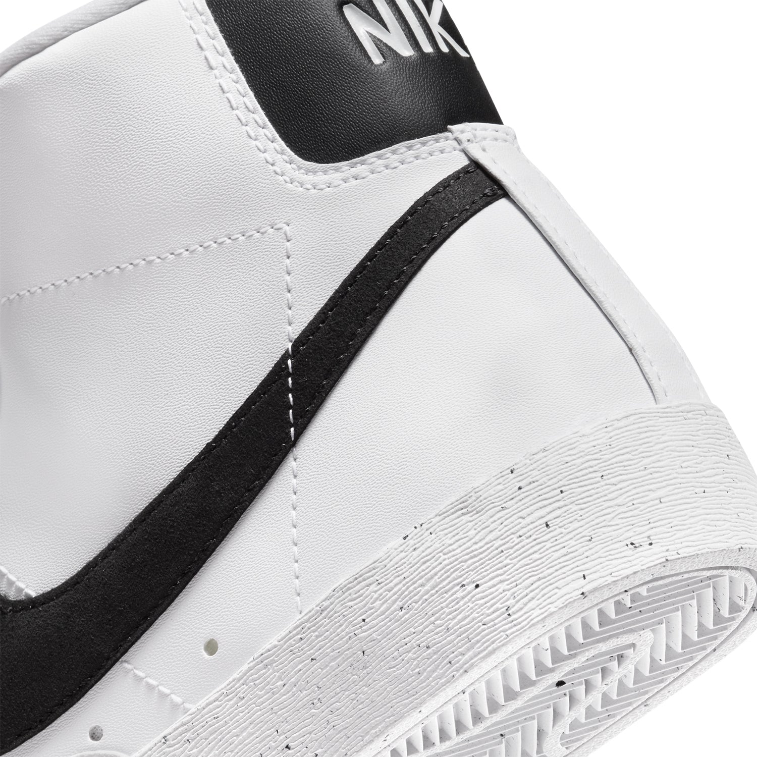 Women's Blazer Mid '77 Next Nature - INVINCIBLE