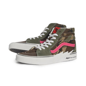 
                  
                    Vans X AAPE UA SK8-Hi Bolt - INVINCIBLE
                  
                