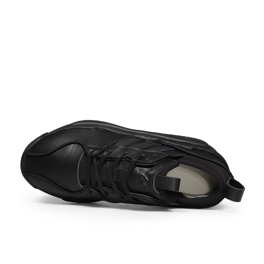 
                  
                    Y-3 Rivalry - INVINCIBLE
                  
                