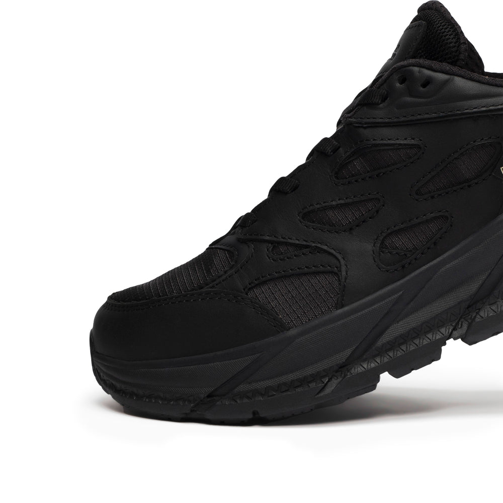 
                  
                    Clifton L GTX - INVINCIBLE
                  
                
