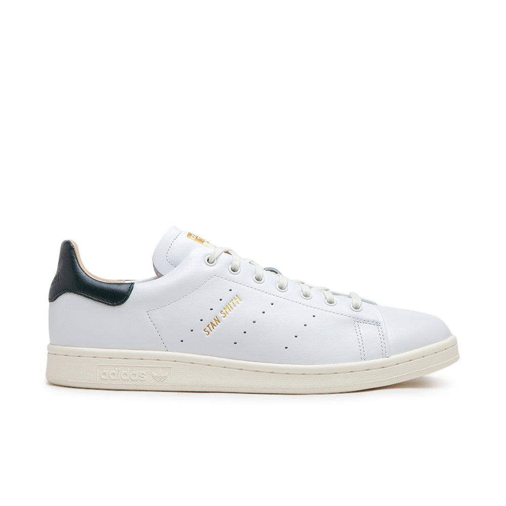 
                  
                    Stan Smith Lux - INVINCIBLE
                  
                