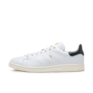 
                  
                    Stan Smith Lux - INVINCIBLE
                  
                