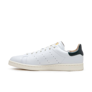 
                  
                    Stan Smith Lux - INVINCIBLE
                  
                