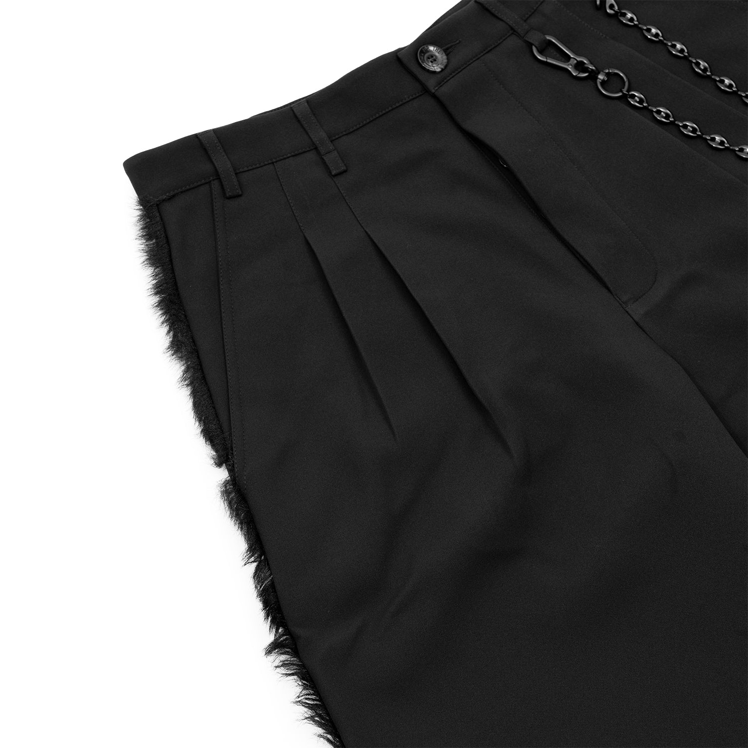 Single Pleated Shorts - INVINCIBLE