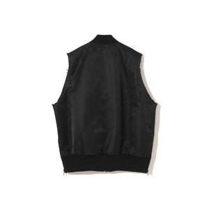 
                  
                    UC2C4001 Vest - INVINCIBLE
                  
                