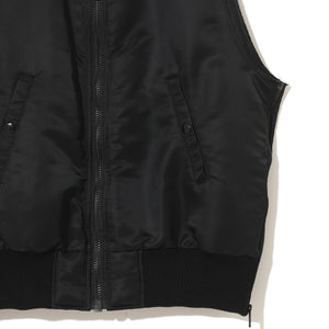 
                  
                    UC2C4001 Vest - INVINCIBLE
                  
                