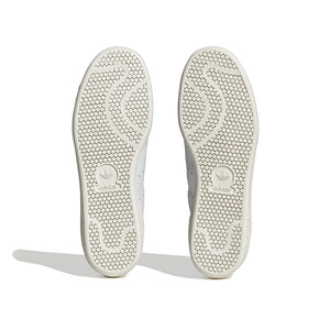
                  
                    Stan Smith 80s - INVINCIBLE
                  
                