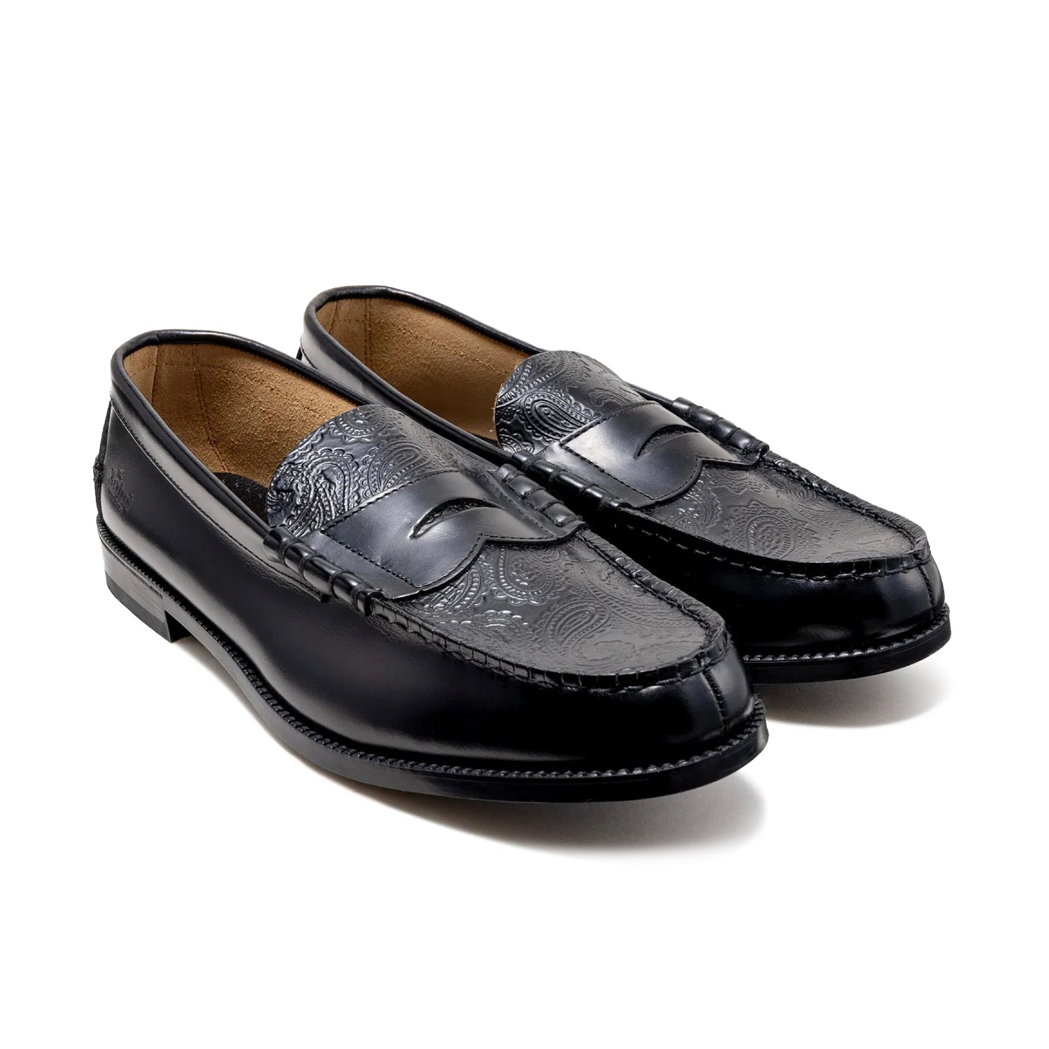 靴 EMBOSSED LOAFERS BLACK PAISLEY Embossed Loafers – INVINCIBLE Indonesia