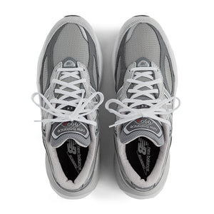 
                  
                    990 v6 - INVINCIBLE
                  
                