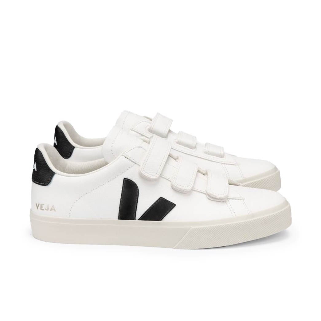 Recife Logo Chromefree W - INVINCIBLE