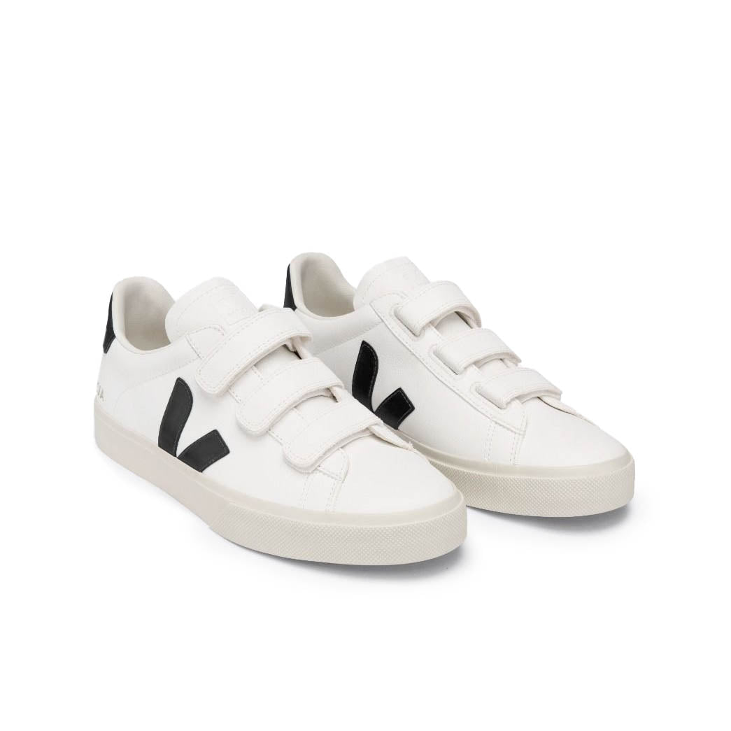 Recife Logo Chromefree - INVINCIBLE