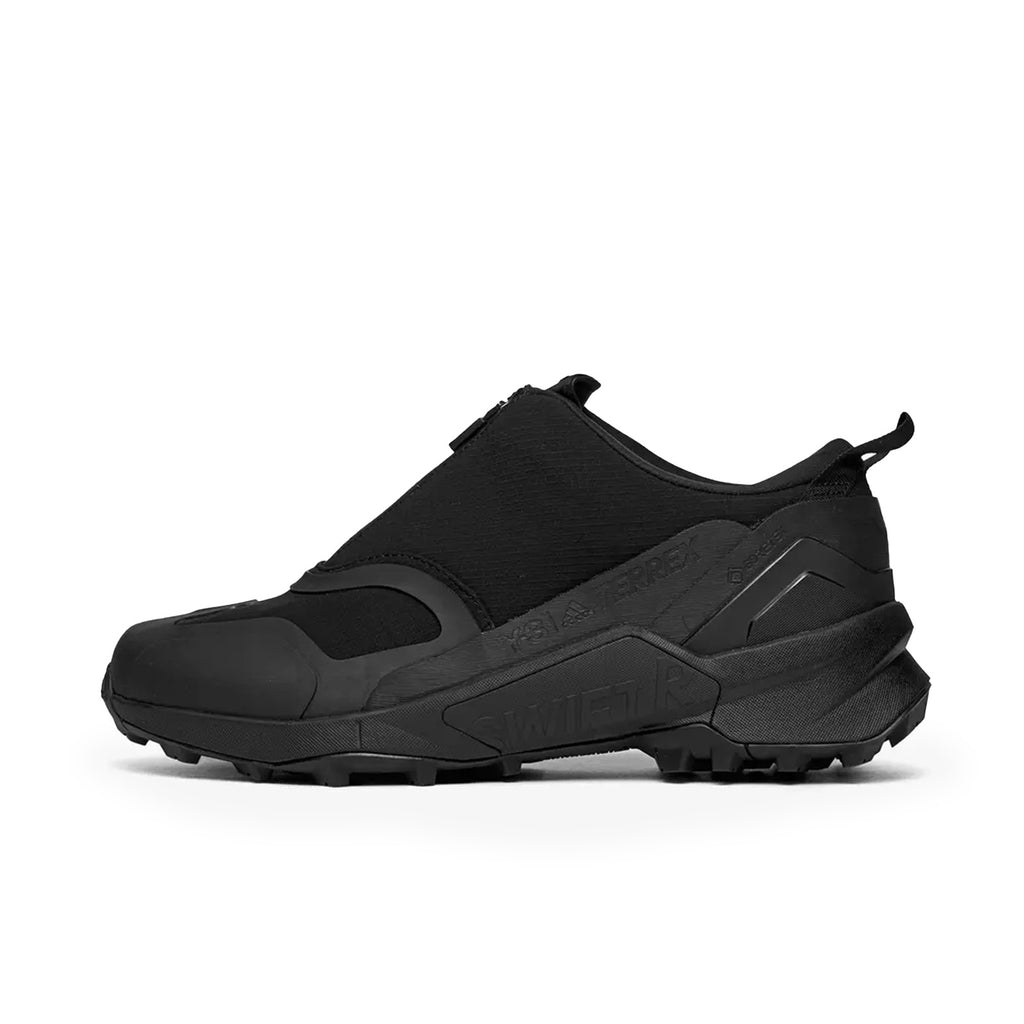 Y-3 Terrex Swift R3 GTX - INVINCIBLE
