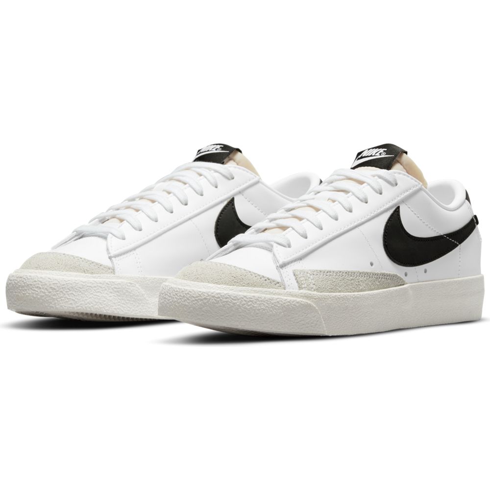 Blazer Low '77 W - INVINCIBLE