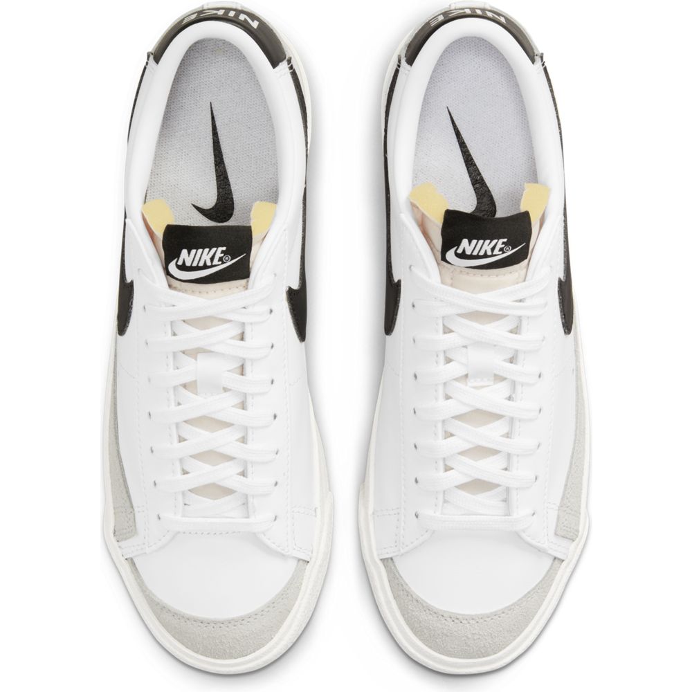 Blazer Low '77 W - INVINCIBLE