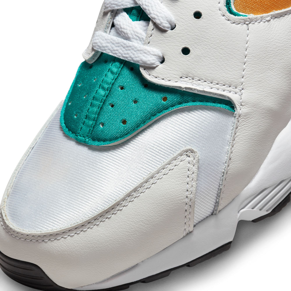 
                  
                    Air Huarache 'Resin' - INVINCIBLE
                  
                