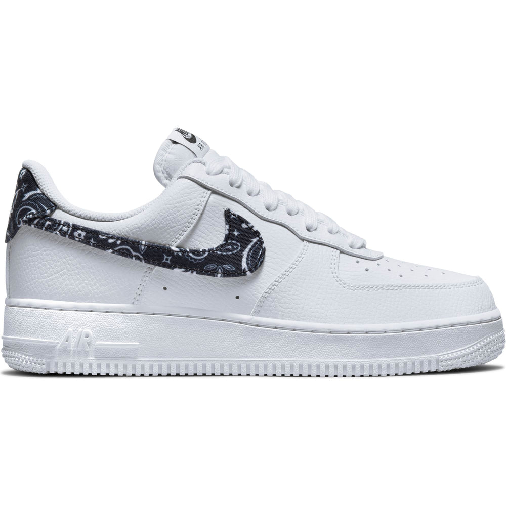 
                  
                    Air Force 1 '07 Essential W - INVINCIBLE
                  
                