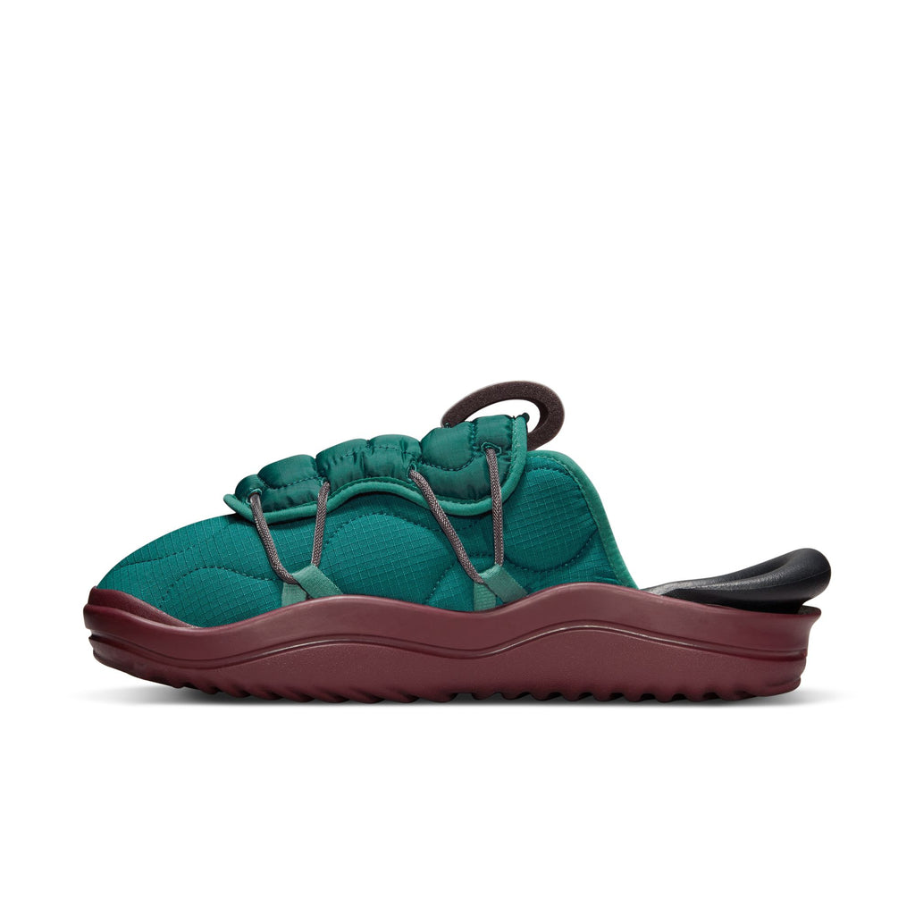 Nike Offline 3.0 - INVINCIBLE