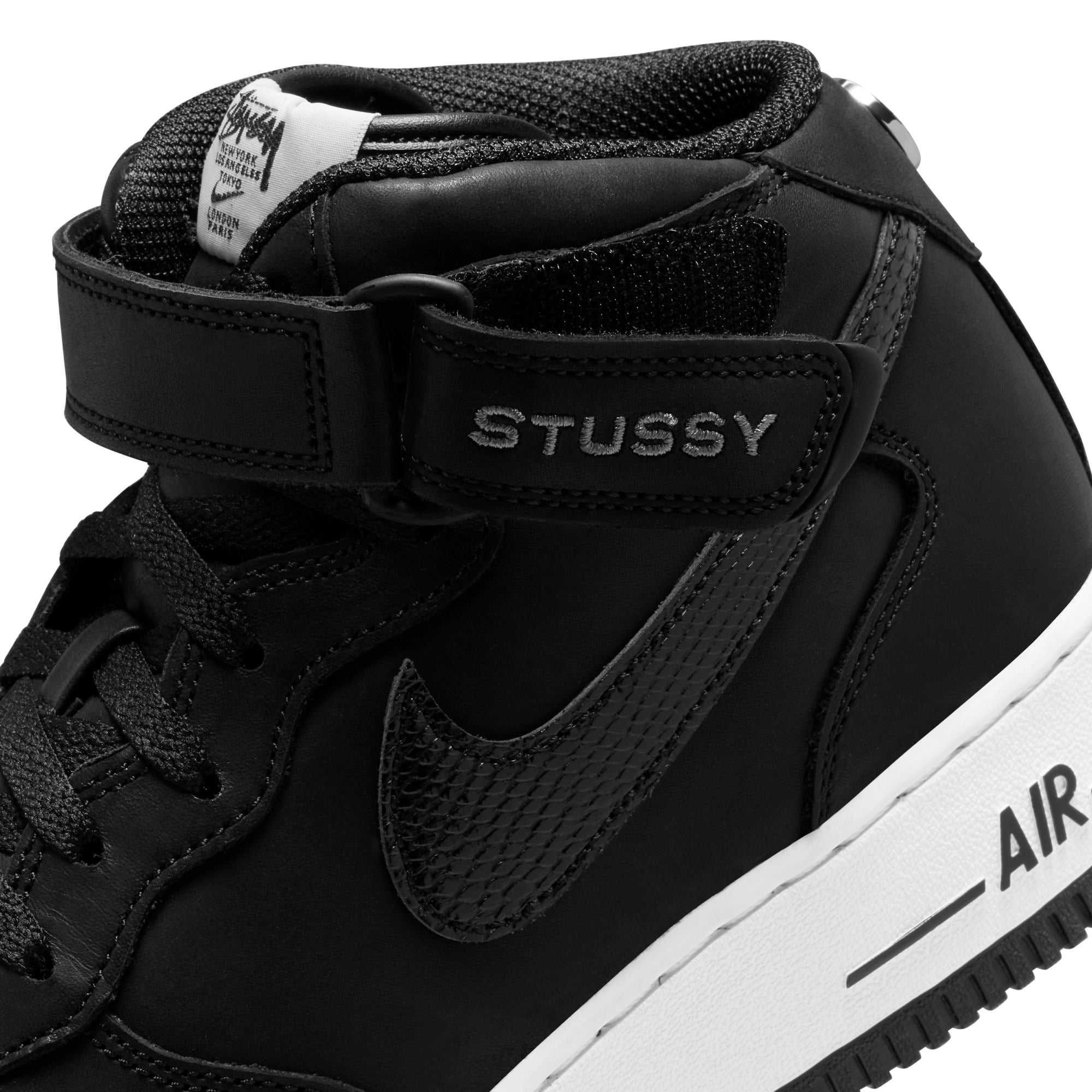 Air Force 1 '07 Mid x Stussy - INVINCIBLE