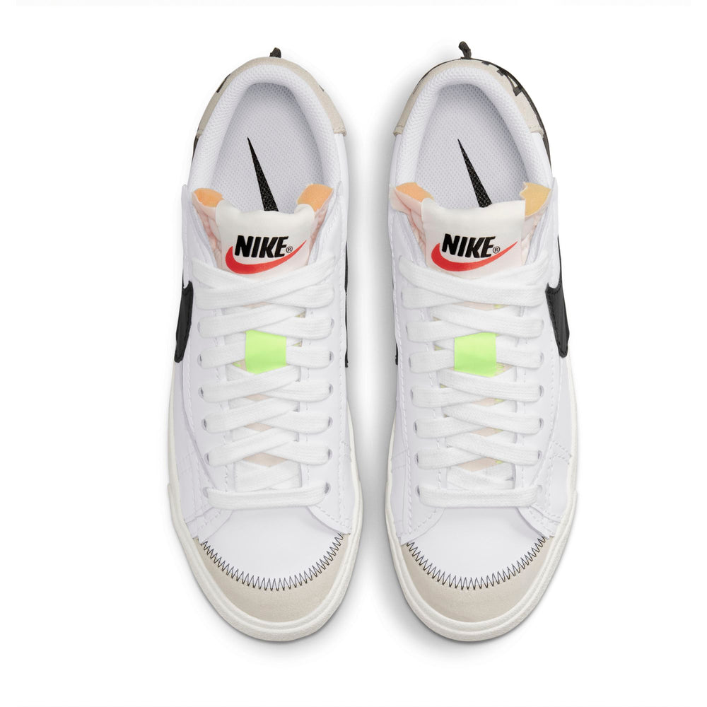
                  
                    Blazer Low '77 Jumbo - INVINCIBLE
                  
                