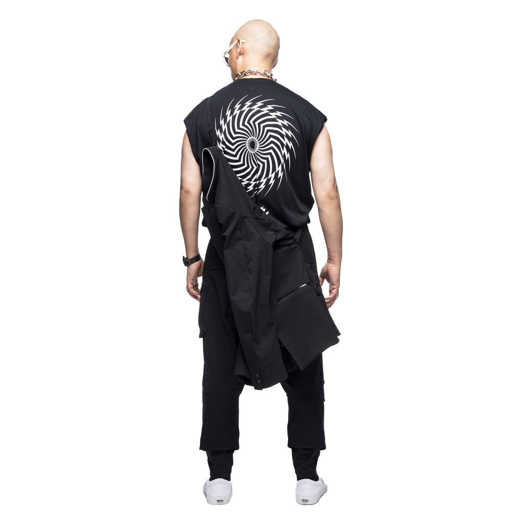 J105-DS - INVINCIBLE