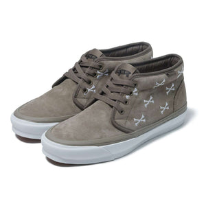 
                  
                    Vans Vault UA OG Chukka LX x WTAPS - INVINCIBLE
                  
                