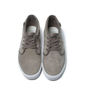 
                  
                    Vans Vault UA OG Chukka LX x WTAPS - INVINCIBLE
                  
                