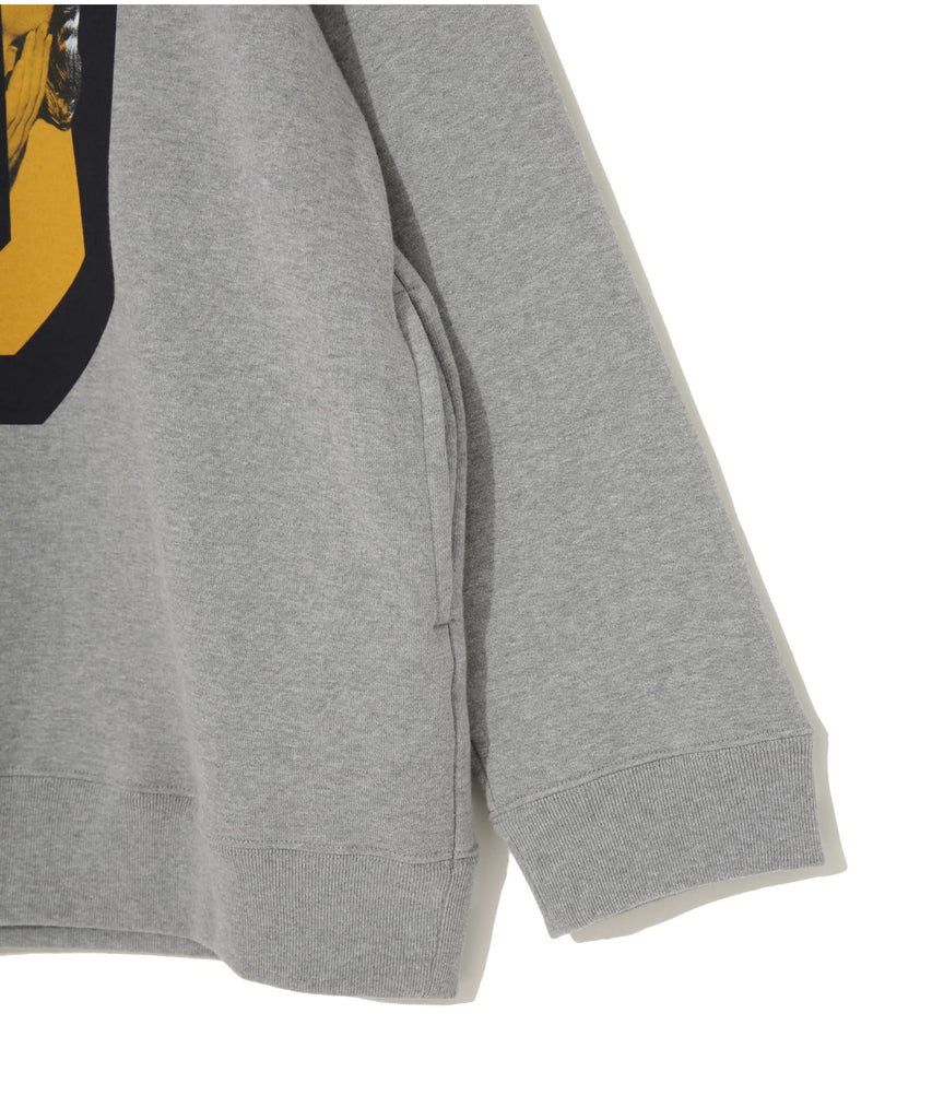UC2B4893-1 Sweat Shirt - INVINCIBLE